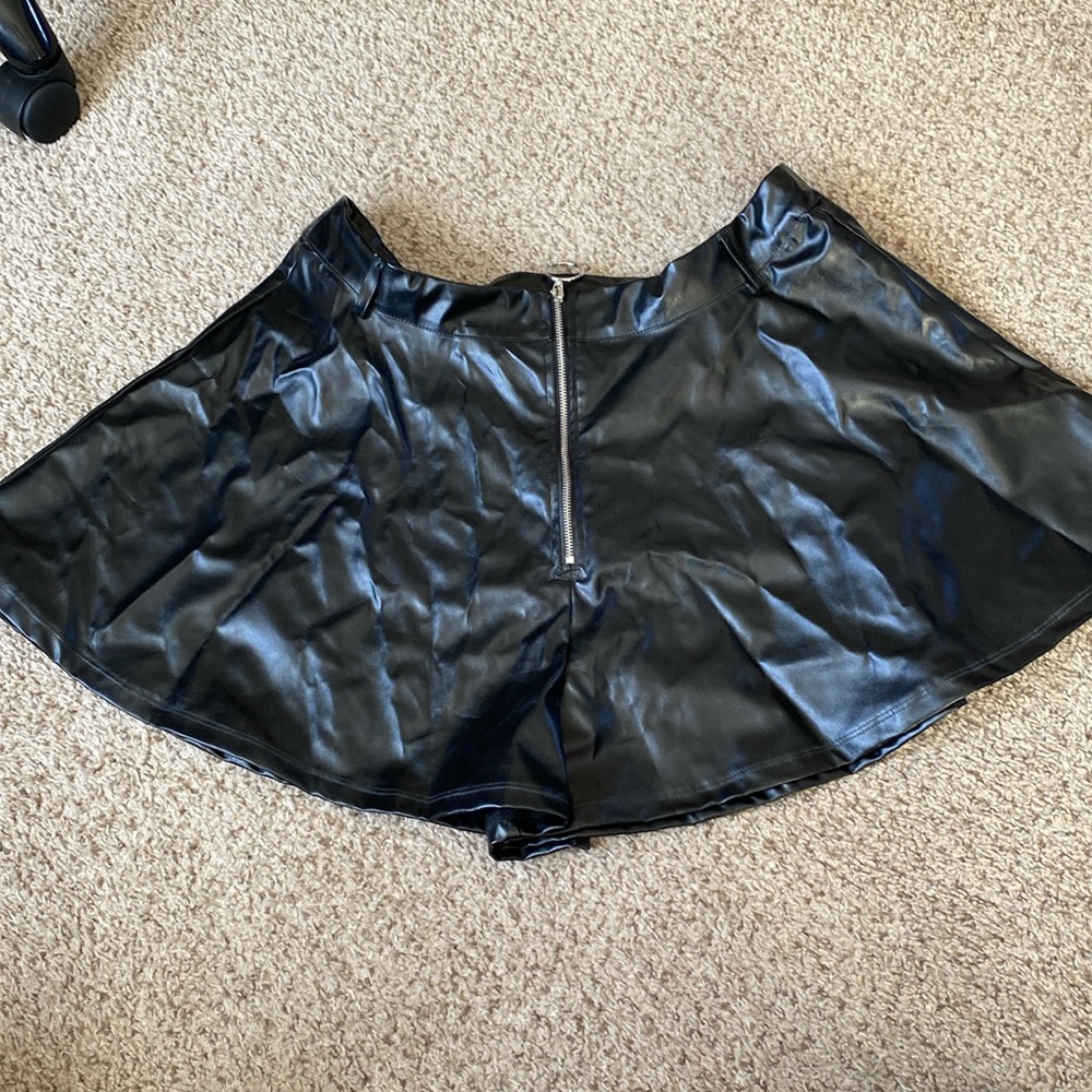 Black leather shorts/faux skirt